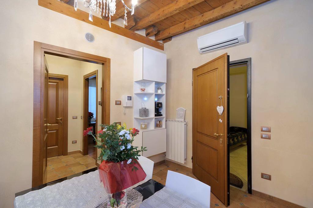 Antico Palazzo Signorile Apartment